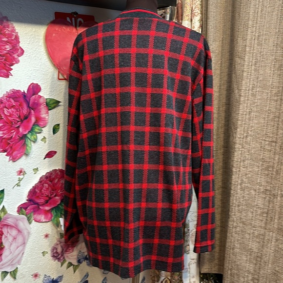 Vintage 1980’s Fire Island, long sleeve red/gray checkered knit sweater. Size L. - Picture 11 of 17